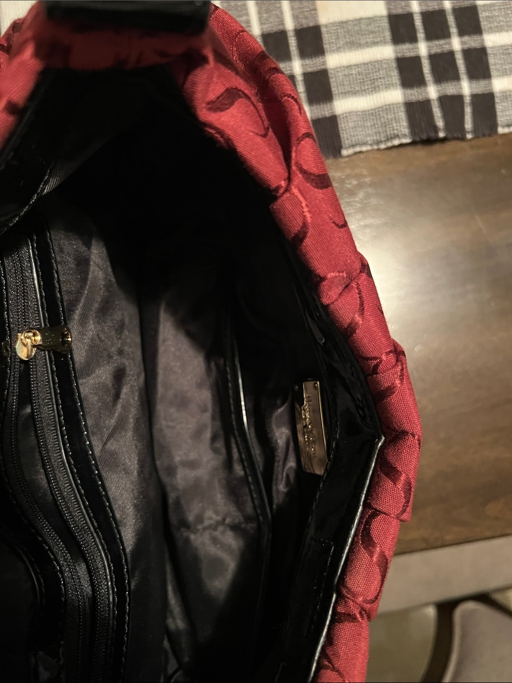 Simply Ver very Wang Women's Red Patterned Shoulder Bag - Picture 4 of 4